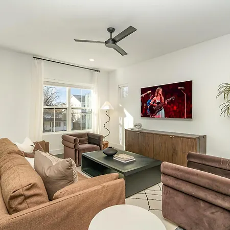 Nashville - 1701 Lischey Ave